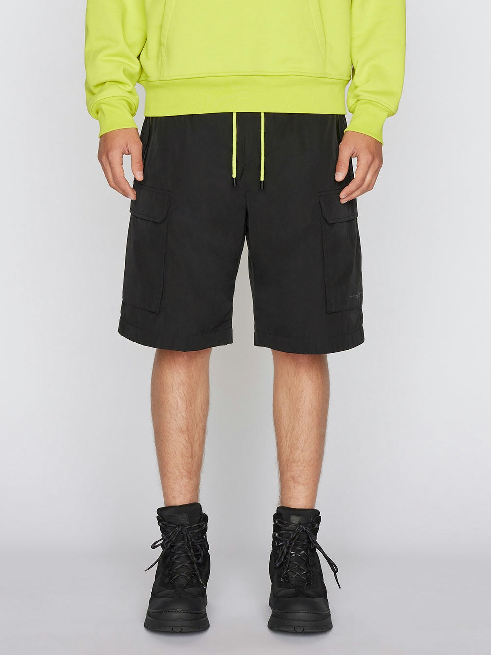 shorts front view alt:hover